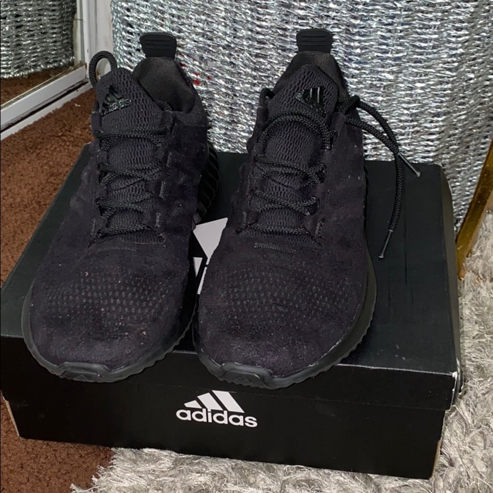 Running shoes